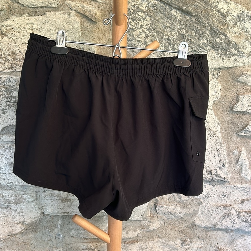 Athletic shorts​ - Picture 2 of 7